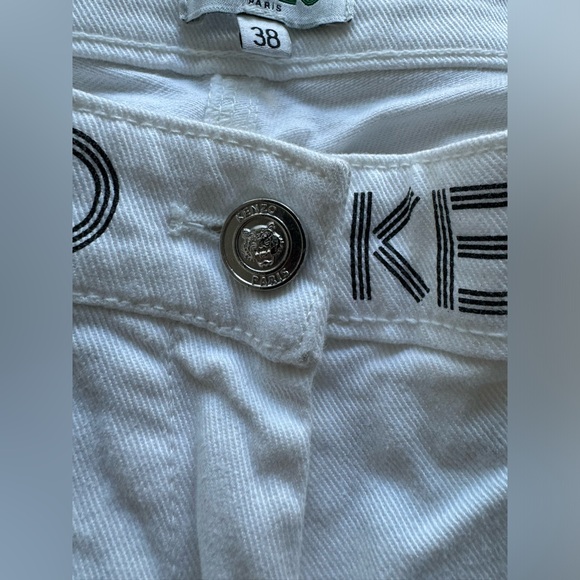 Jeans - Picture 9 of 10